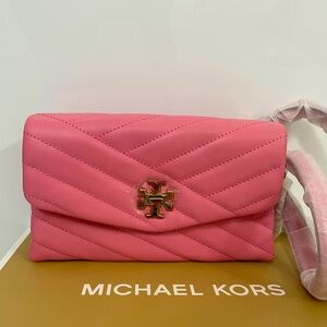 Tory Burch handbag Kira Chevron chain wallet